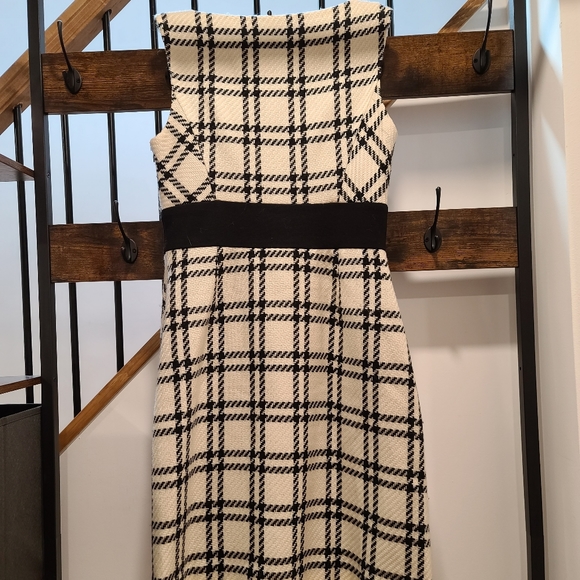 (SOLD) Nine West dress - Picture 2 of 8